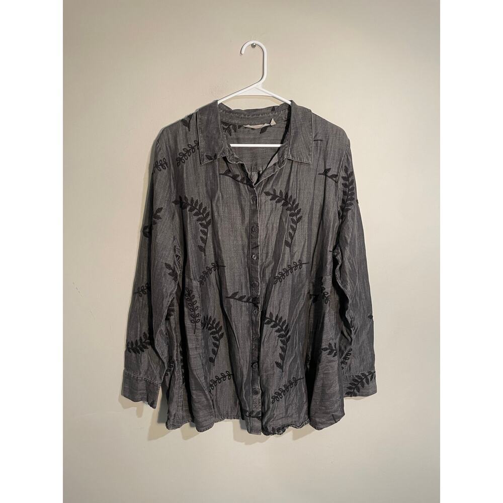 Soft Surroundings Gray Floral Embroidered Chambray Button Front Plus Size 1X Top